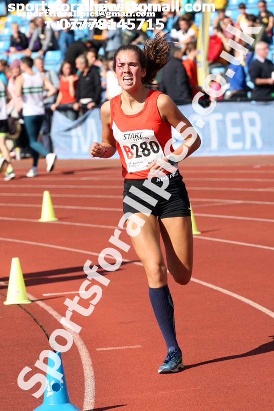 Womens under-17s  Northern 3 Stage Road Relay, SportsCity, Manchester. Photo: David T. Hewitson/Sports for All Pics